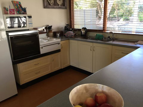 The Shelter @ Robe - Nelsons Bay Accommodation 3