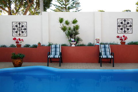 The Spanish Retreat And BnB - 24 Hrs - Accommodation Nelson Bay 3