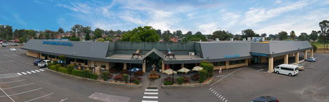 The Sportsman's Hotel - Accommodation Nelson Bay 2
