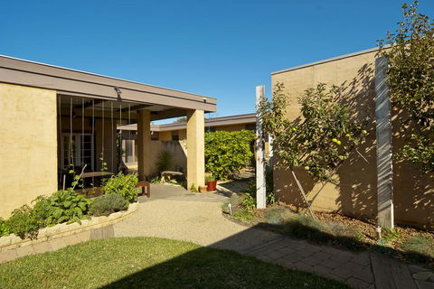 The Terrace Grove - Accommodation Nelson Bay 0