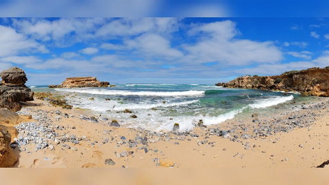 The Victoria Hotel - Nelson Bay Accommodation.com 2