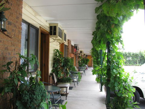 The Wayfarer Motel - Accommodation Nelson Bay 0