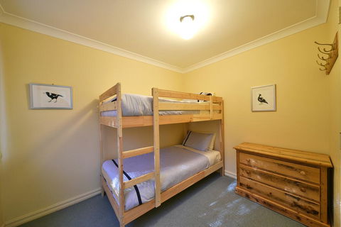 Three Bears 3 - Accommodation Nelson Bay 2