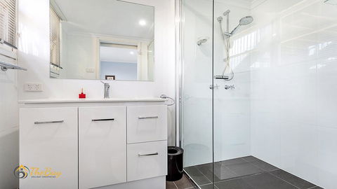 Thurlow Avenue House No.17 - Accommodation Nelson Bay 2