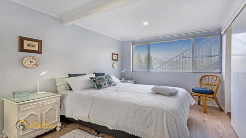 Thurlow Avenue House No.17 - Accommodation Nelson Bay 1