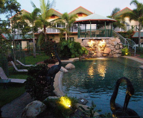 Tinaroo Lake Resort - Accommodation Nelson Bay 0