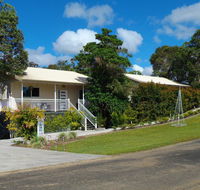 Tinaroo Sunset Retreat - Accommodation Nelson Bay
