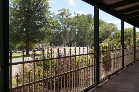 Tooleybuc Motel - Accommodation Nelson Bay 2