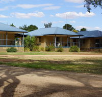 Tooleybuc River Retreat Villas - Accommodation Nelson Bay