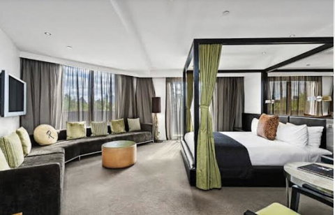 Top Private Service, Business Reception, Alternative Travel - Accommodation Nelson Bay 1