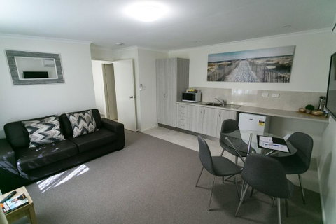 Top Spot Motel - Accommodation Nelson Bay 3