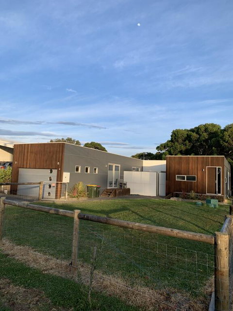 Tranquil Getaway Wifi Netflix Pet Friendly - Nelson Bay Accommodation.com 0