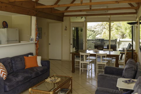 Tranquillity On Riverview - 33 Riverview Drive - Accommodation Nelson Bay 2