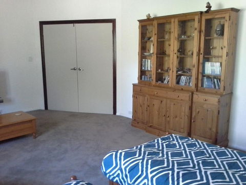 Tree Lodge - Accommodation Nelson Bay 3