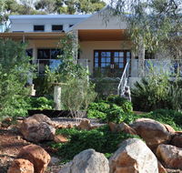 Tree Lodge - Accommodation Nelson Bay