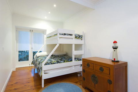 Treehouse Palm Beach - Accommodation Nelson Bay 1