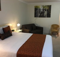 Tuckerbox Motor Inn - Nelson Bay Accommodation.com