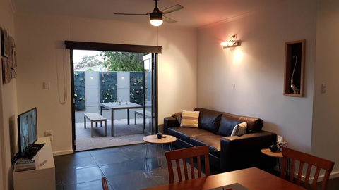 Two Bedroom Garden Apartment - Nelsons Bay Accommodation 1