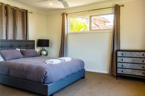 Two Islands At The Jetty - Accommodation Nelson Bay 1