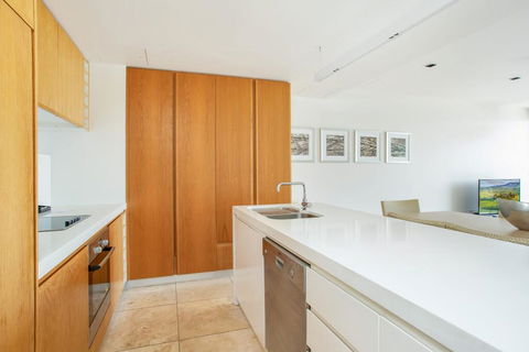 Unit 101 Plantation Resort - Rainbow Beach, Plantation Resort, Second Floor, Aircon, Pool, Spa - Accommodation Nelson Bay 1