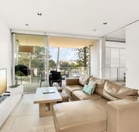 Unit 106 Plantation Resort - Rainbow Beach Walk to beach Views Aircon Pool Plantation Resort - Accommodation Nelson Bay