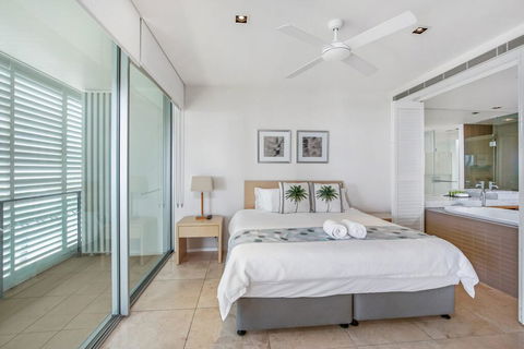 Unit 206 Plantation, Rainbow Beach, Incredible Views, Top Floor, Ocean Facing - Accommodation Nelson Bay 2