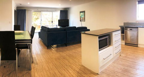 Unit 8 - Boardwalk - Accommodation Nelson Bay 2