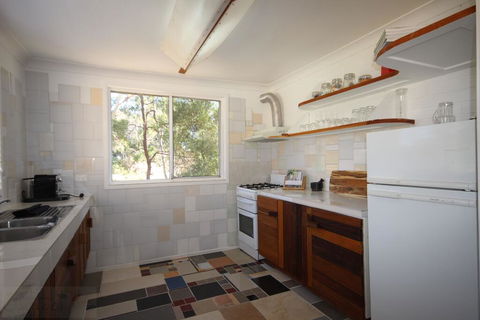Up-cycle House Blackheath - Accommodation Nelson Bay 2