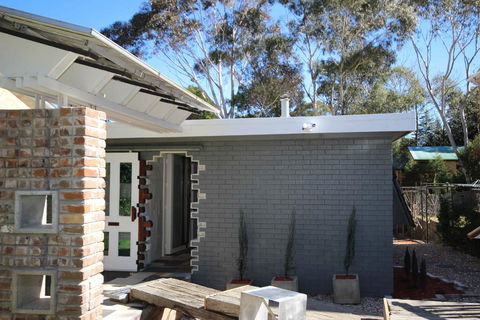 Up-cycle House Blackheath - Accommodation Nelson Bay 0