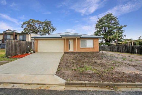 V & V Family Dream Away - Accommodation Nelson Bay 2