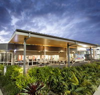 Vale Hotel - Accommodation Nelson Bay