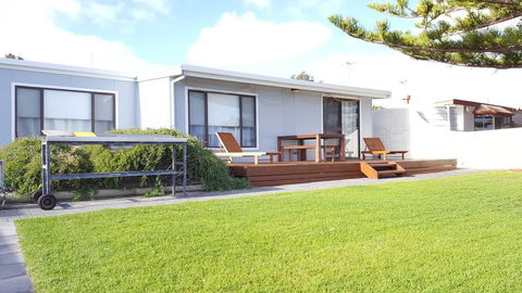 Vandy's Shack At Mount Dutton Bay - Ideal For Couples And Small Families - Accommodation Nelson Bay 1