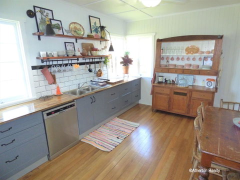 Victoria House - Accommodation Nelson Bay 2