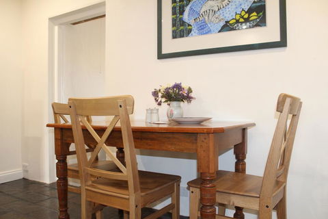 Victoria Cottage - Nelsons Bay Accommodation 1
