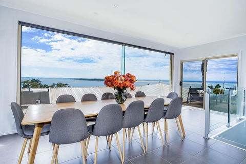 VIEWS FOREVER - INVERLOCH - Accommodation Nelson Bay 1