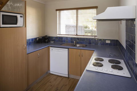 Villa 5 Whitesands - Accommodation Nelson Bay 2