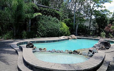 Villa Noosa Hotel - Accommodation Nelson Bay 2