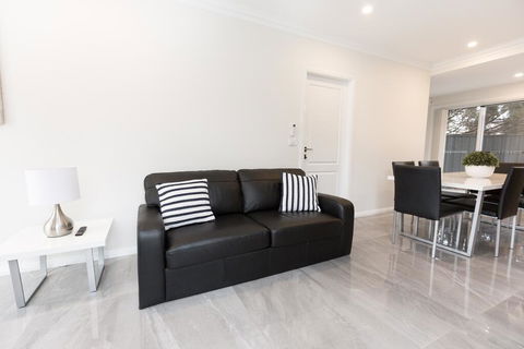 Wagga Apartments #2 - Accommodation Nelson Bay 1