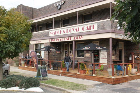Walcha Royal Cafe & Accommodation - Accommodation Nelson Bay 0