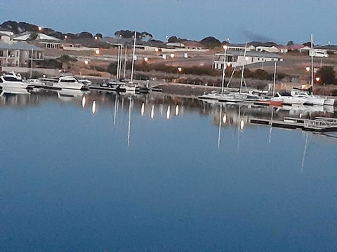 Wallaroo Marina Sea Vu Apartment - Accommodation Nelson Bay 2