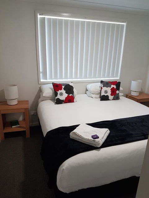 Wallsend Executive Apartments - Accommodation Nelson Bay 2