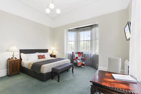 The Riversleigh - Accommodation Nelson Bay 13