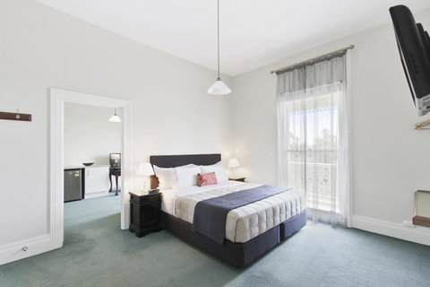 The Riversleigh - Accommodation Nelson Bay 24
