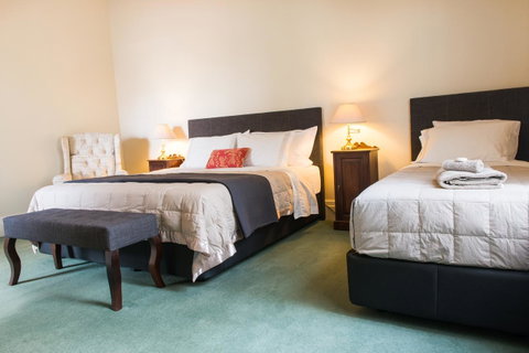 The Riversleigh - Accommodation Nelson Bay 18