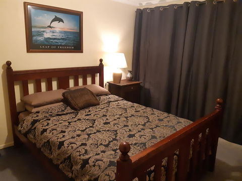 Elevated Holiday House Overlooks Tranquil Wetlands - Accommodation Nelson Bay 5