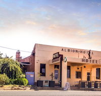 Albion Hotel and Motel Castlemaine - Accommodation Nelson Bay