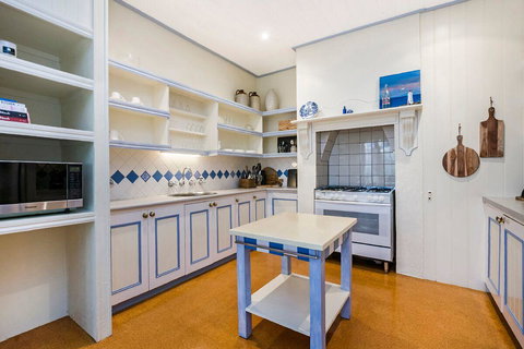 Edge17 Port Fairy Wharf - Nelson Bay Accommodation.com 4