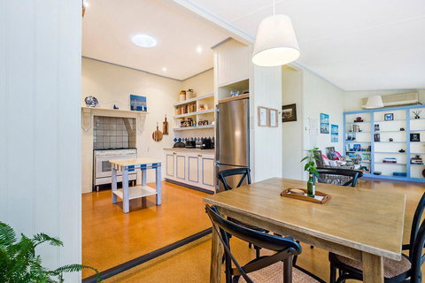 Edge17 Port Fairy Wharf - Nelson Bay Accommodation.com 3