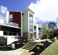 Phillip Island Towers - Accommodation Nelson Bay