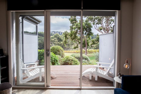 Polperro Villas - Nelsons Bay Accommodation 10